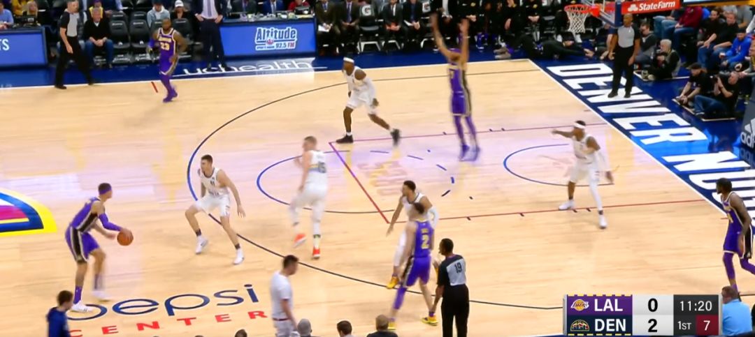 AYX中国-包含Karsa连续三场比赛得分超过表现优异，湖人不断突破！的词条